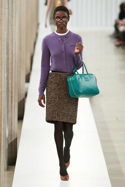 Look 56